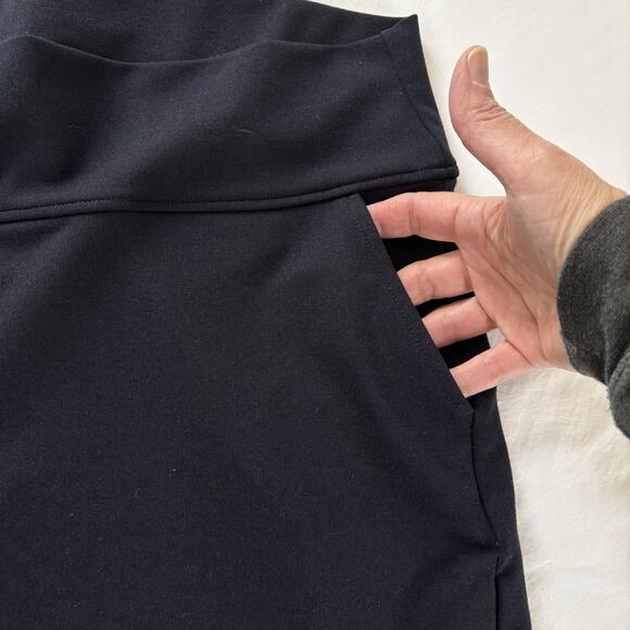 Saint + Sophia Putney Pull On Pants Size 12 Navy Blue Relaxed Straight Pockets - Picture 10 of 16